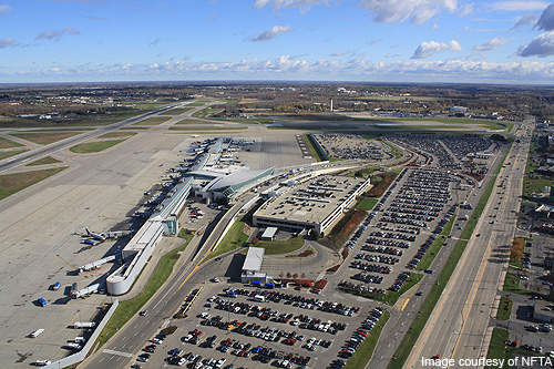 kolbøtte besøgende mammal Buffalo Niagara International Airport - Airport Technology