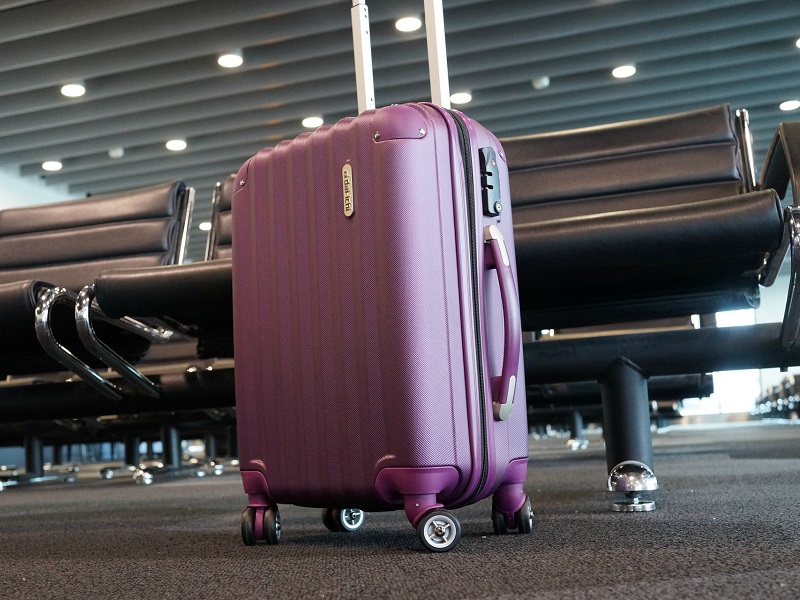 Flying with a smart suitcase: Every major airline's travel policy | ZDNET