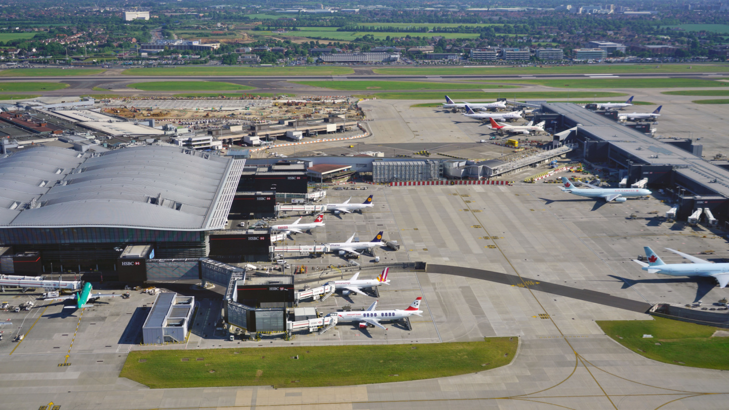Heathrow Airport (LHR) - What To Know BEFORE You Go
